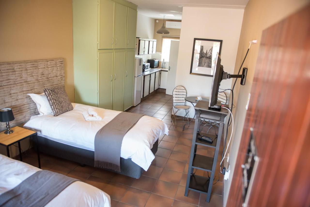 Melrose Place Guestrooms Potchefstroom Kültér fotó